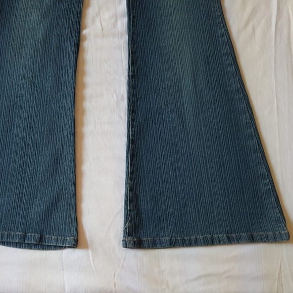 ⭐️Host Pick⭐️ Vintage mega flare bell bottom jeans - Picture 3 of 4